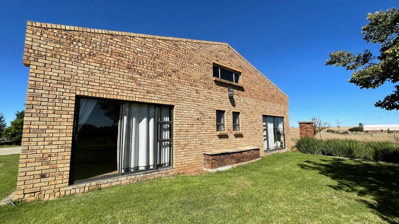 The Vaal Guesthouse Oranjeville Buitenkant foto